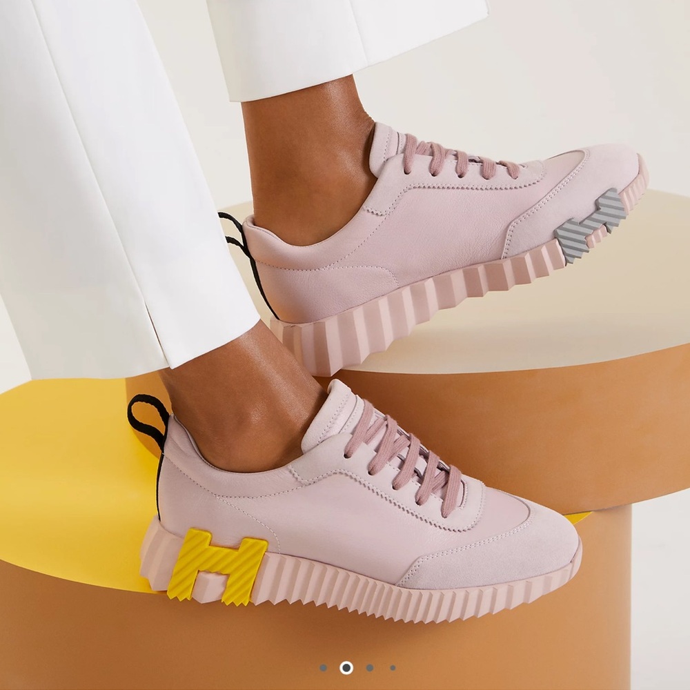 Hermès rose porcelain bouncing sneaker